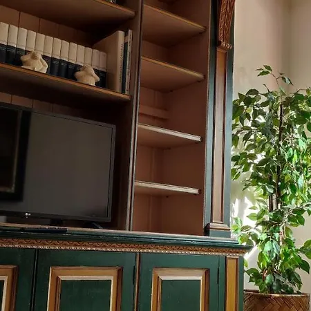 Apartamento Con Garaje En El Corazon De Santa Cruz