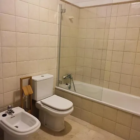 Apartamento Con Garaje En El Corazon De Santa Cruz *